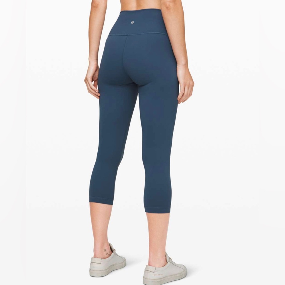 Lululemon Wunder Under Crop (High-Rise) 21" ~ 4 - Picture 2 of 10